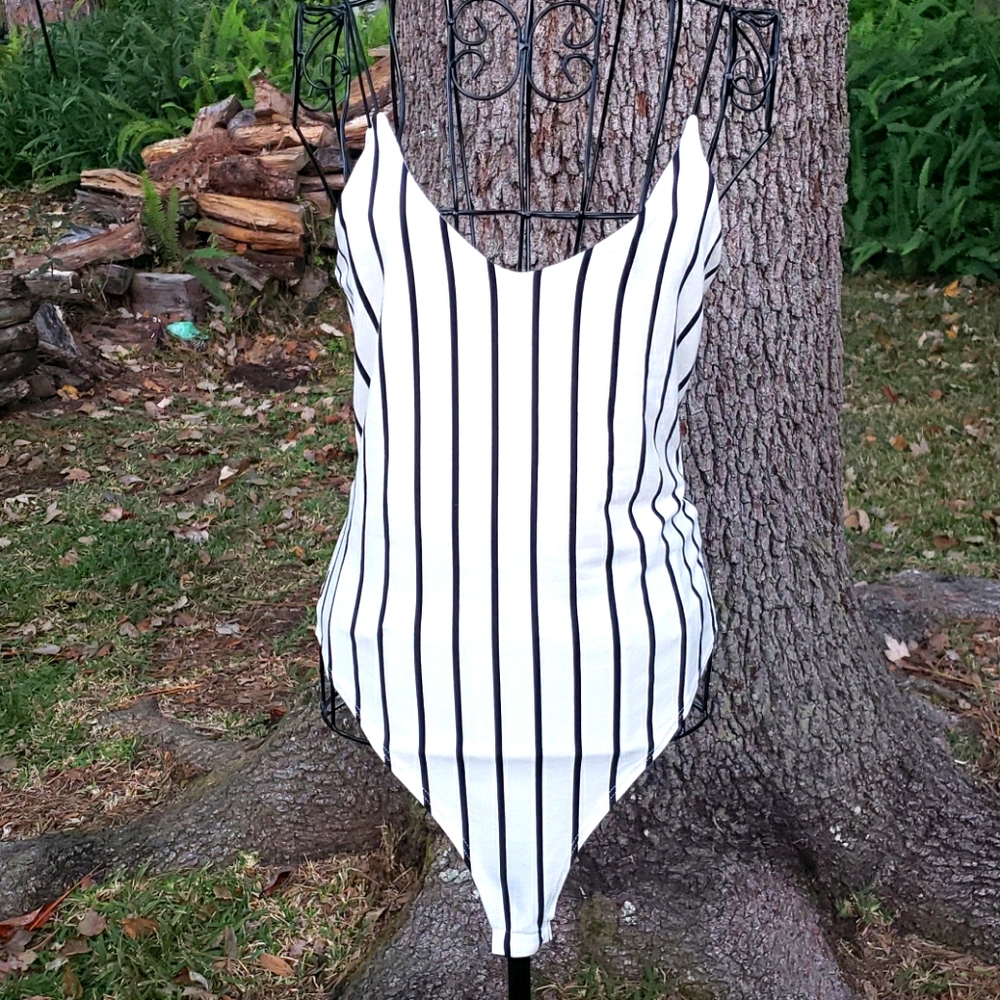 GAZE Bodysuit White w/ Black Stripes